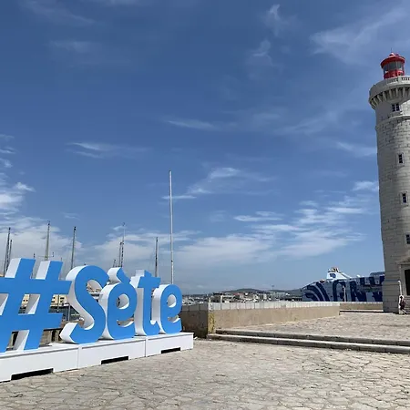 Climatisé à – Terrasse, Wifi, Parking Privé, à 500m De La - Fr-1-338-546 Sète