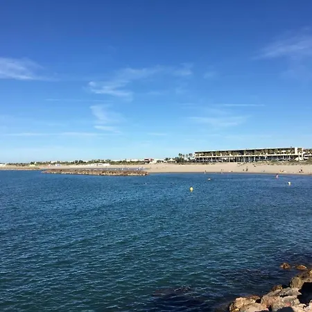 公寓 2 Pieces Avec Climatisation, Terrasse Et Parking Pres Des Plages - Fr-1-338-546