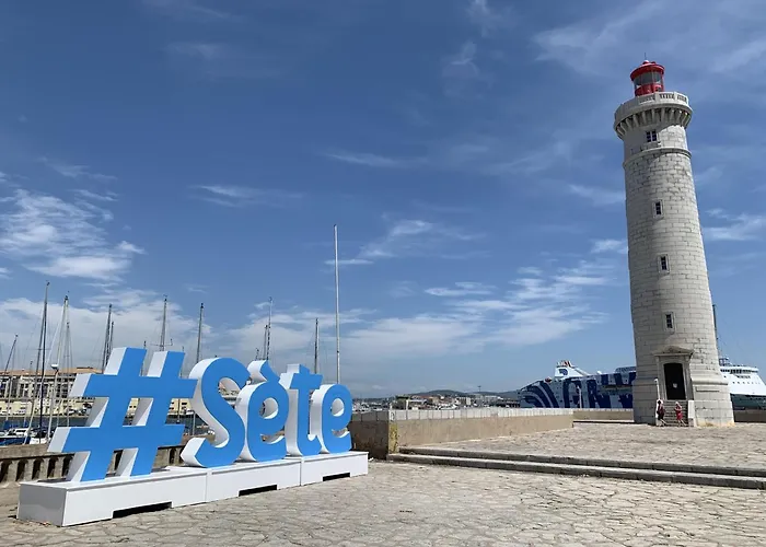 2 Pieces Avec Climatisation, Terrasse Et Parking Pres Des Plages - Fr-1-338-546 Sète